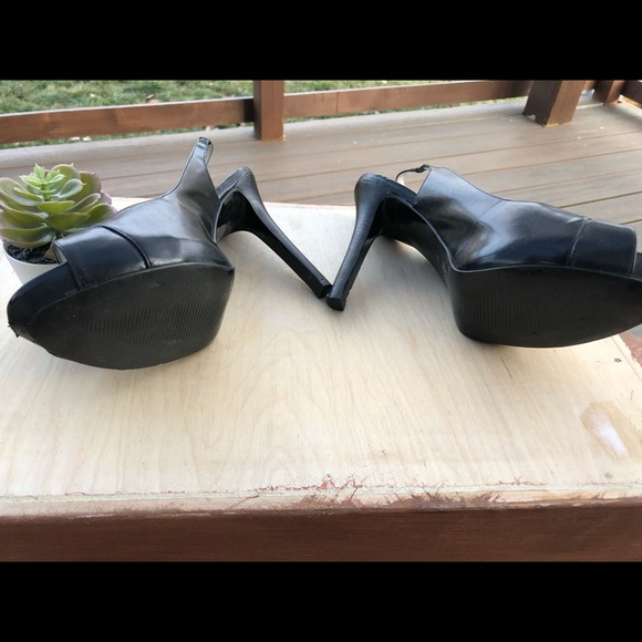 Two pairs sz 9 Gianni Bini heels - Picture 5 of 8